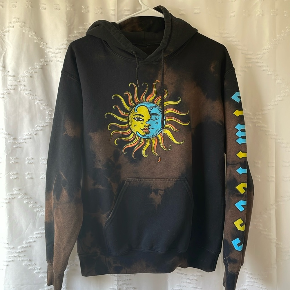 Men’s Black & Brown Tie Dye Sun Moon Graphic Limitless Hoodie